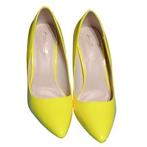 Anne Michelle Yellow Patent High Heels Size 10